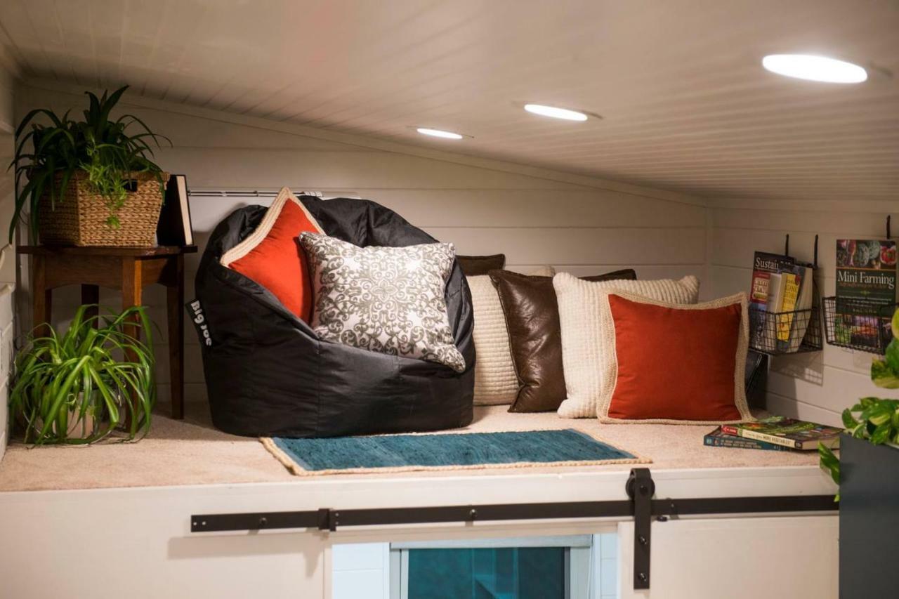 Montana Escape Elegant Tiny House In Waco Near Magnolia Villa Buitenkant foto