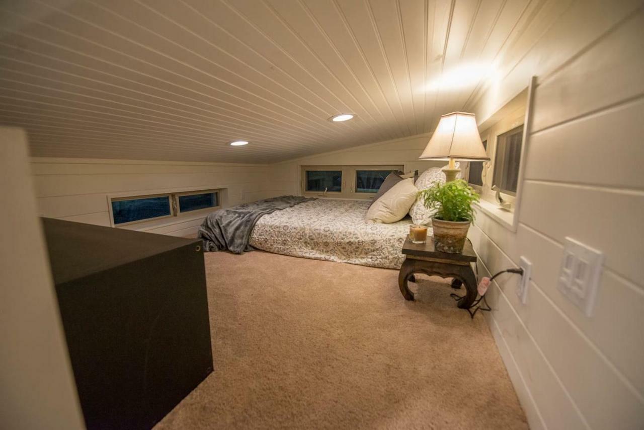 Montana Escape Elegant Tiny House In Waco Near Magnolia Villa Buitenkant foto